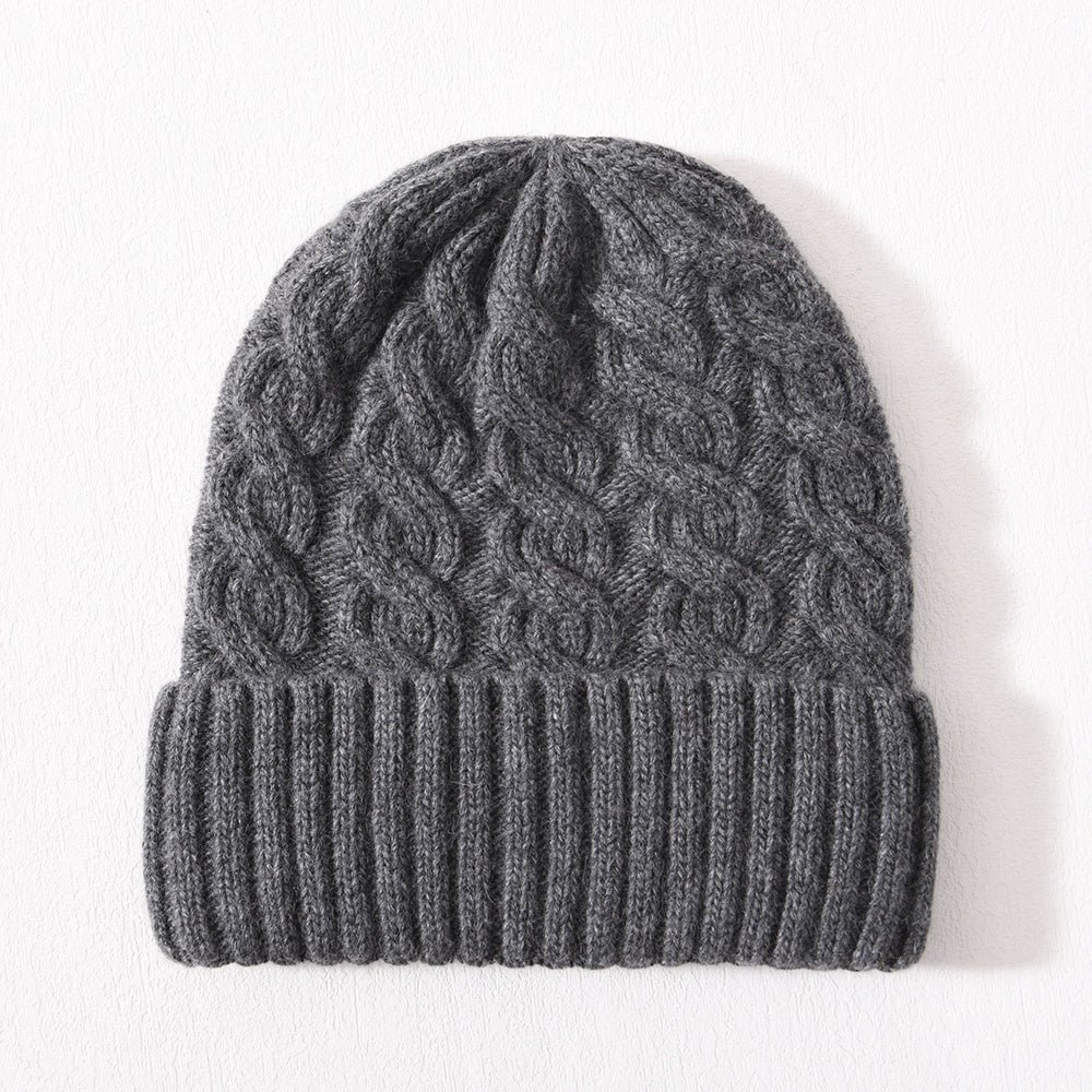 Cable cashmere beanie