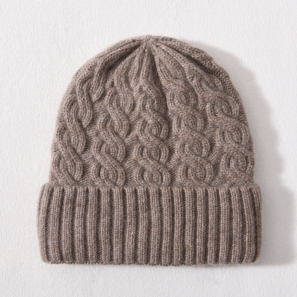 Cable cashmere beanie