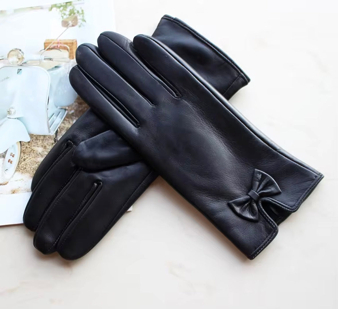 Jenny glove