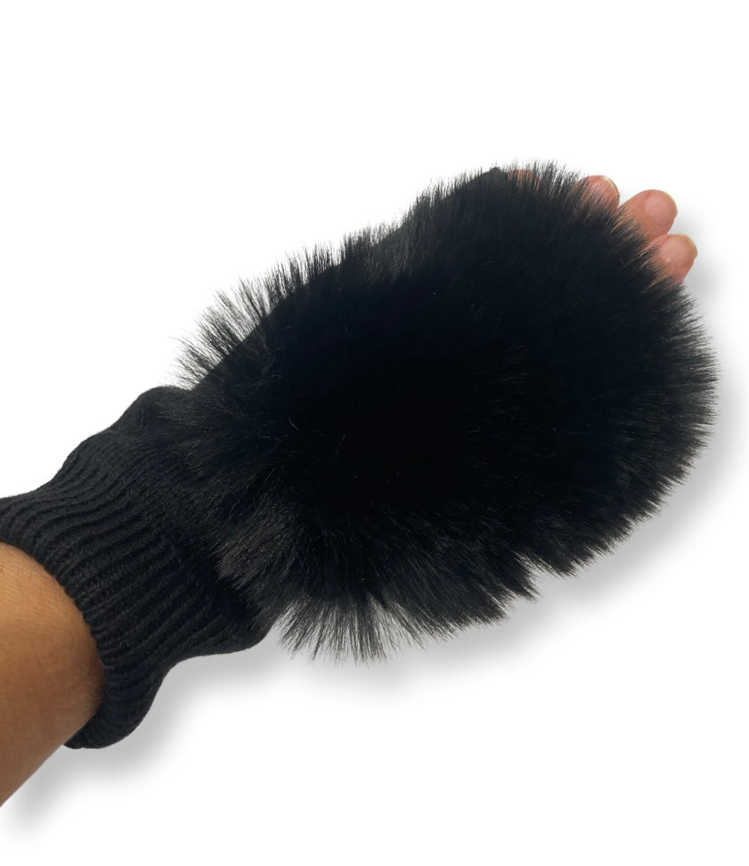 Faux fur front fingerless wool gloves