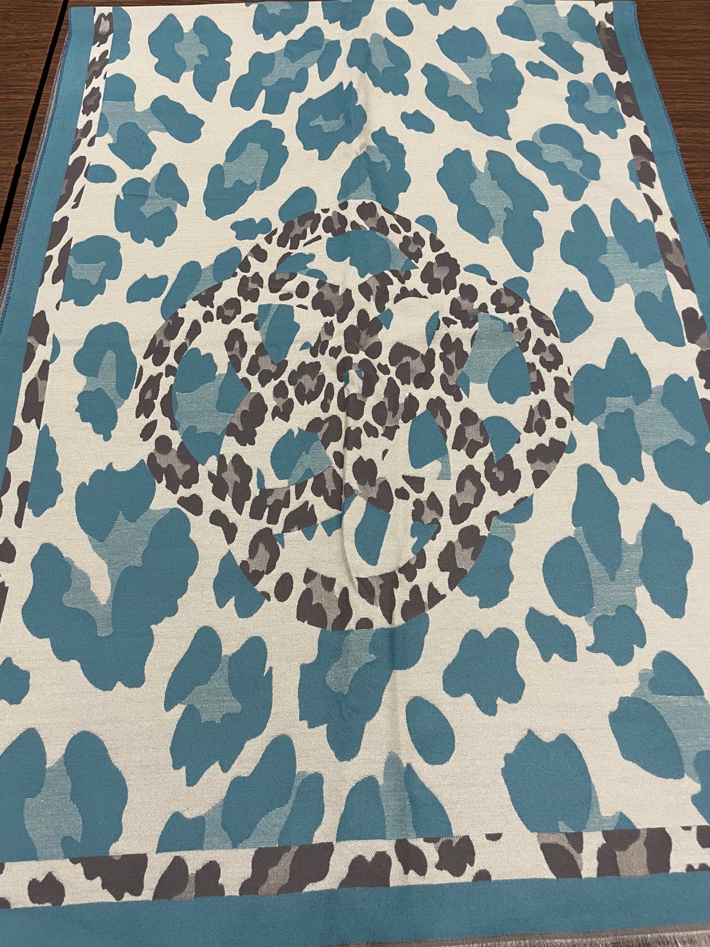 Large pattern blanket scarves  s